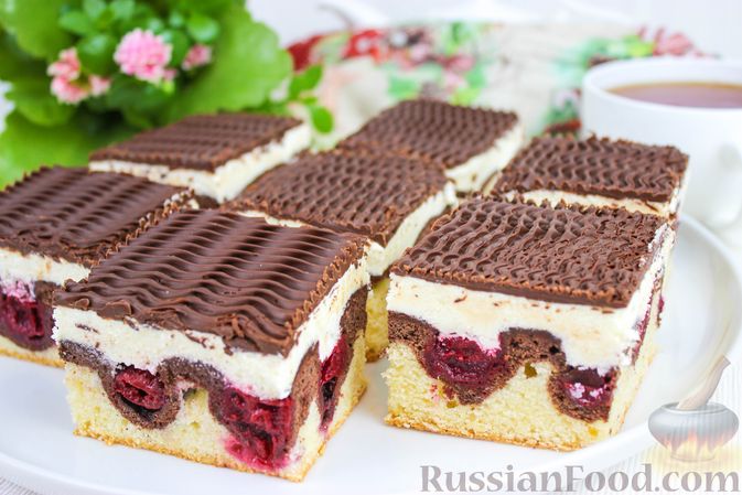 Торт, Крем Длт, Блайда и Вишни,